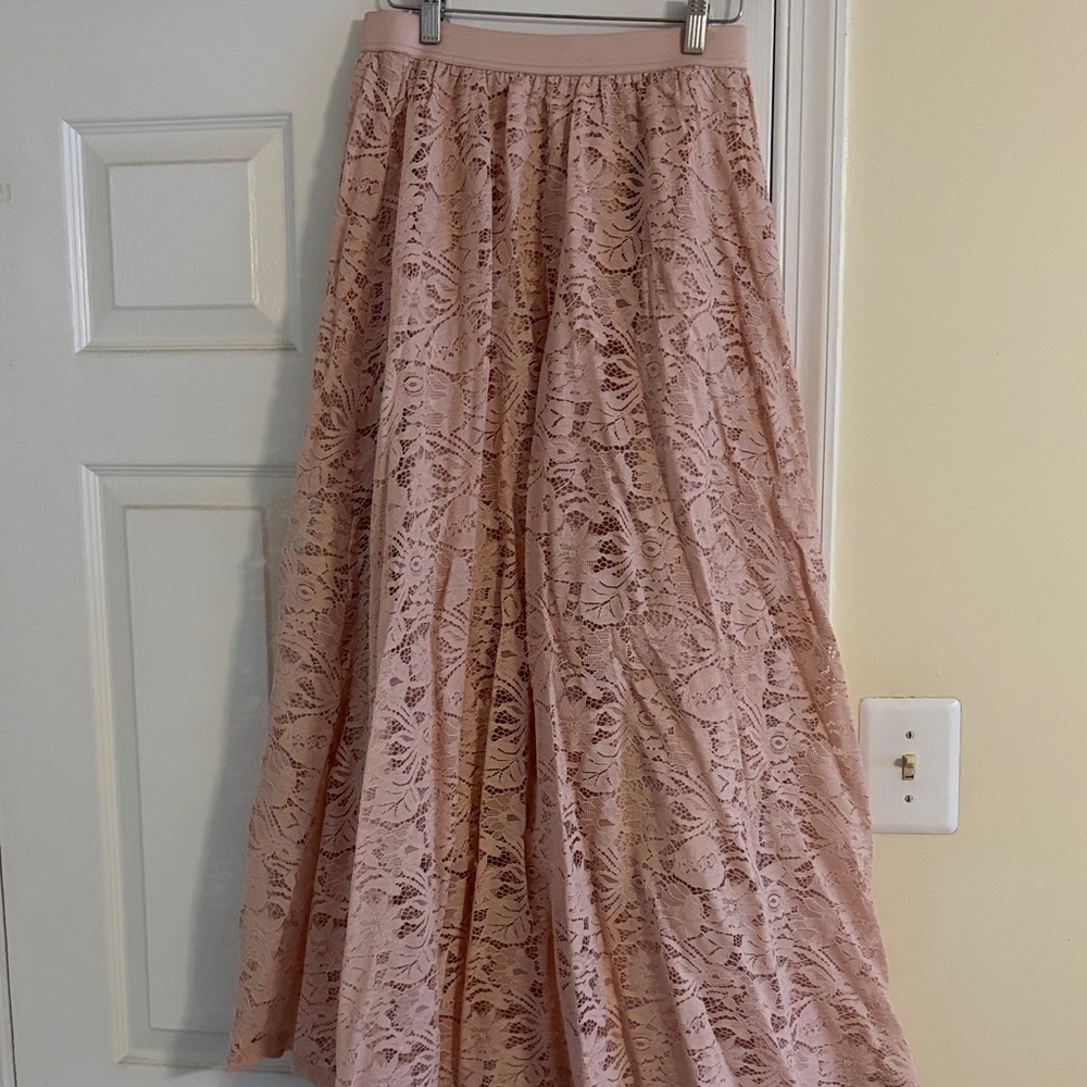 Elegant Lace Pink Skirt